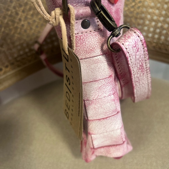 BED|STU Keiki  Fuschia Textured Leather Shoulder Bag - Picture 7 of 8